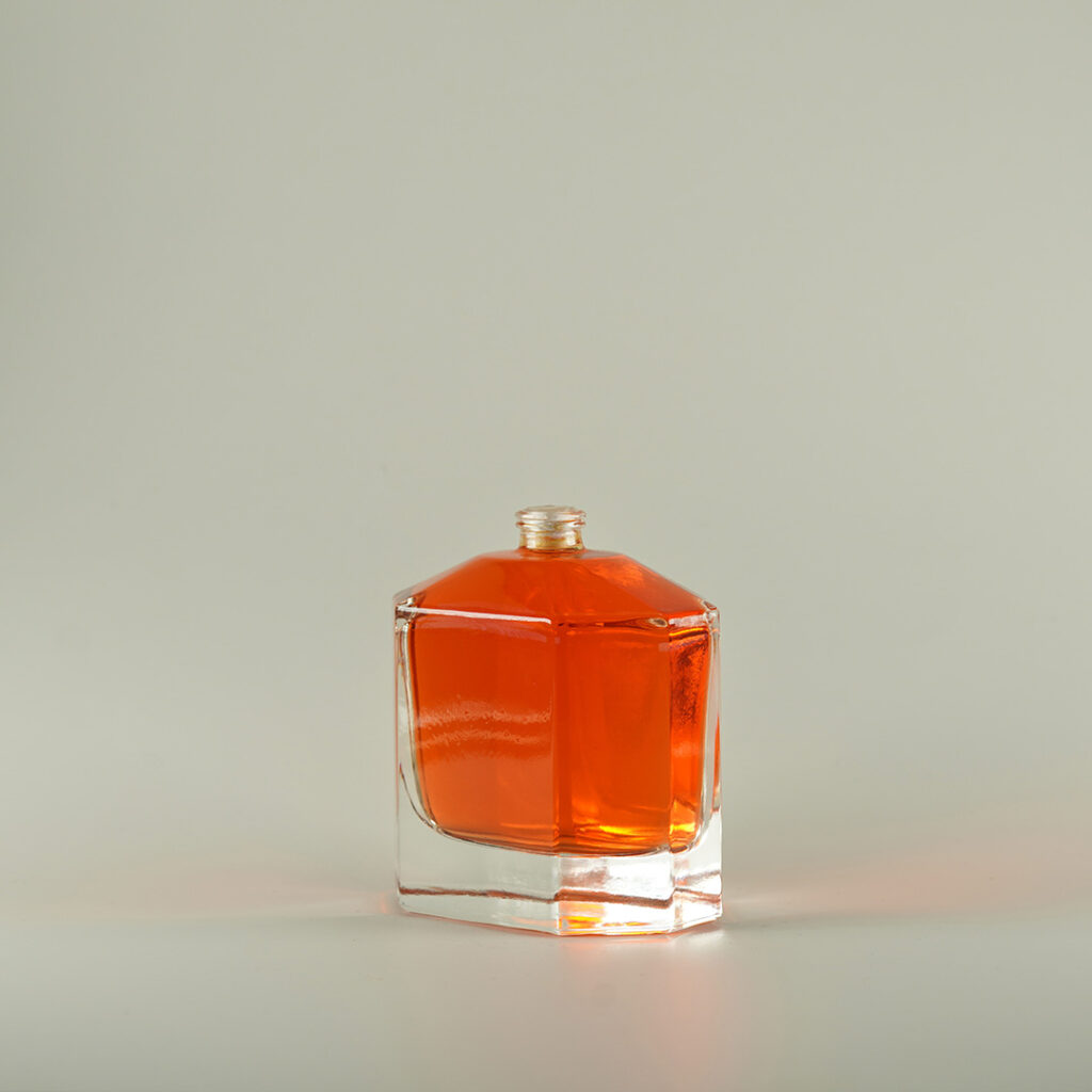 شیشه عطر 100 میلی لیتر مون گرلن کد 1287000013002